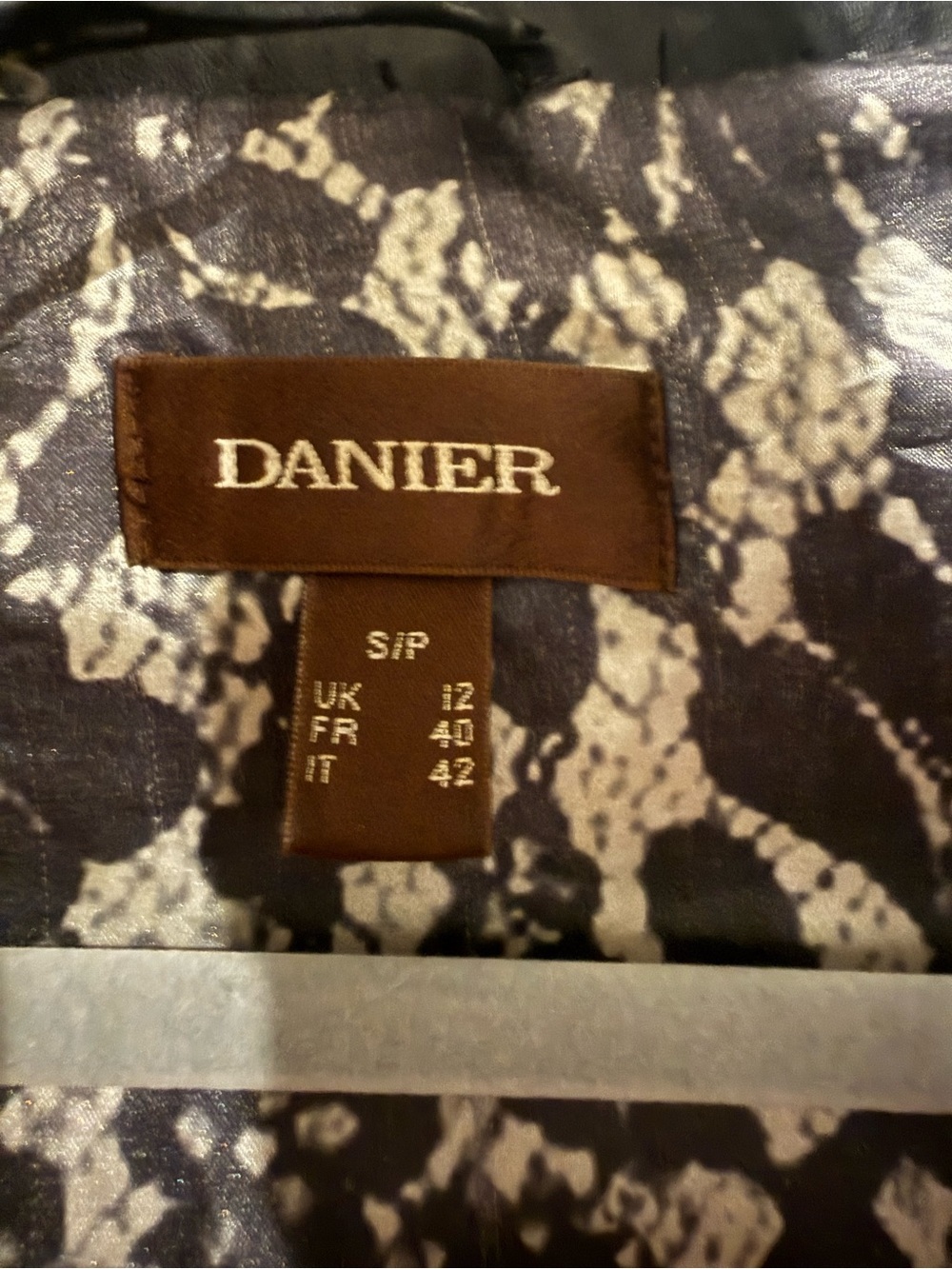 Danier Black Leather Women's Jacket - Picture 2 of 5